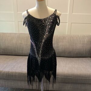 Figure skating competition dress - custom measurements approx. women’s 0/XXS.